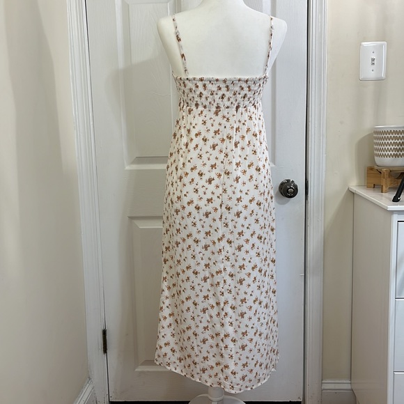American Eagle V-Neck Midi Dress - Picture 6 of 10